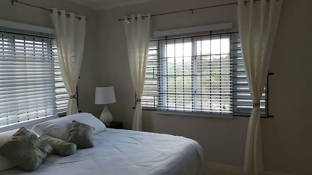 Fern Court Apartment With Oceanic View III Saint Annʼs Bay