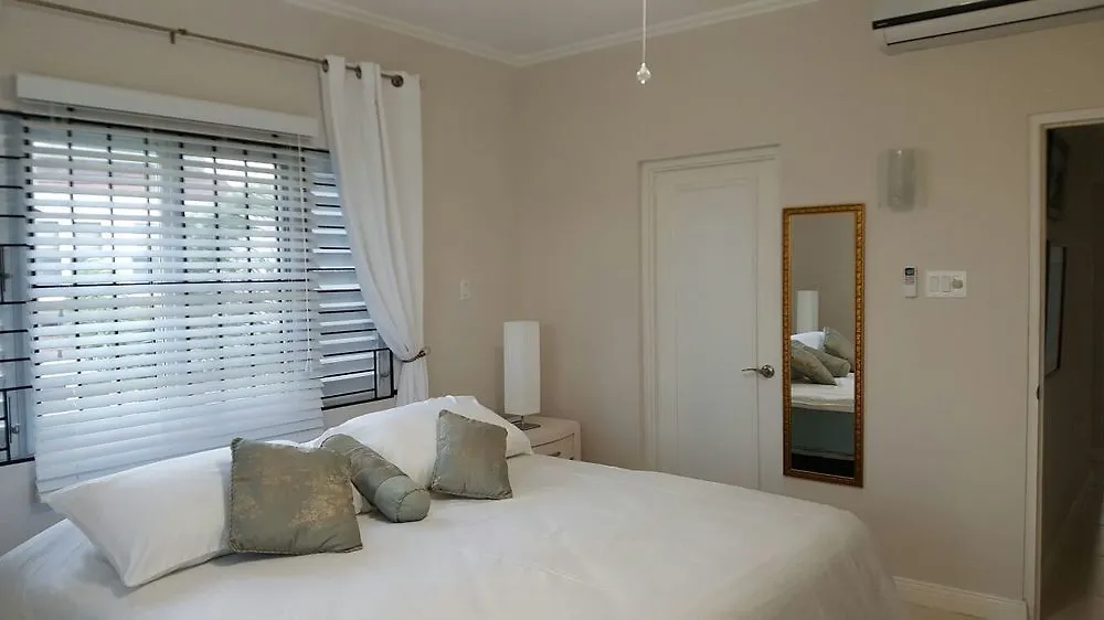 Fern Court Apartment With Oceanic View III Saint Annʼs Bay 0*,  Τζαμάικα